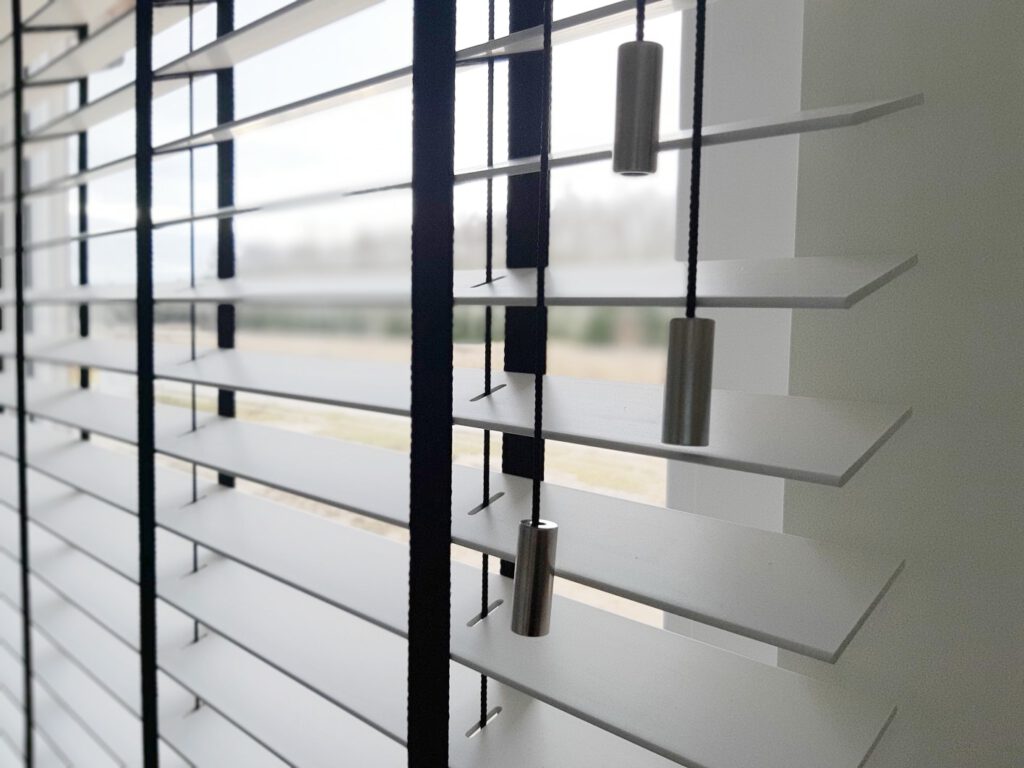 Żaluzja drewniana 50 mm