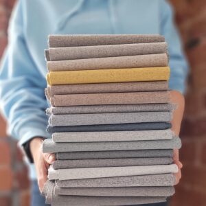 Metamorfoza wnętrza na wiosnę: dekoracje okienne