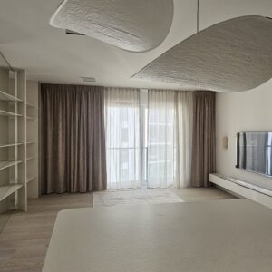 Czy warto inwestować w zasłony akustyczne?