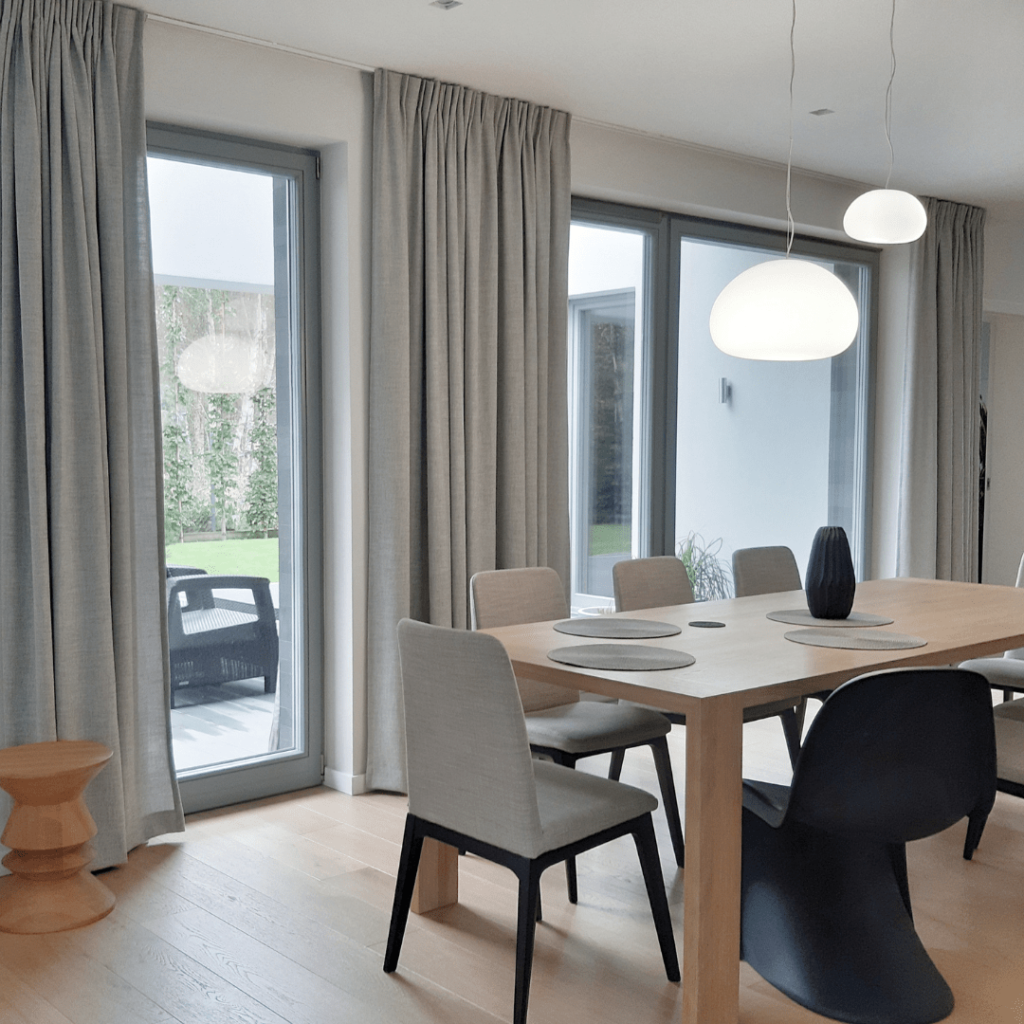 dekoracje okienne na wymiar