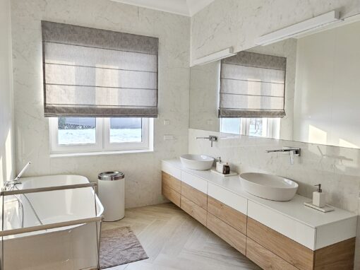 Dekoracje okienne w minimalistycznych wnętrzach