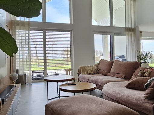 dekoracje okien trapezowych