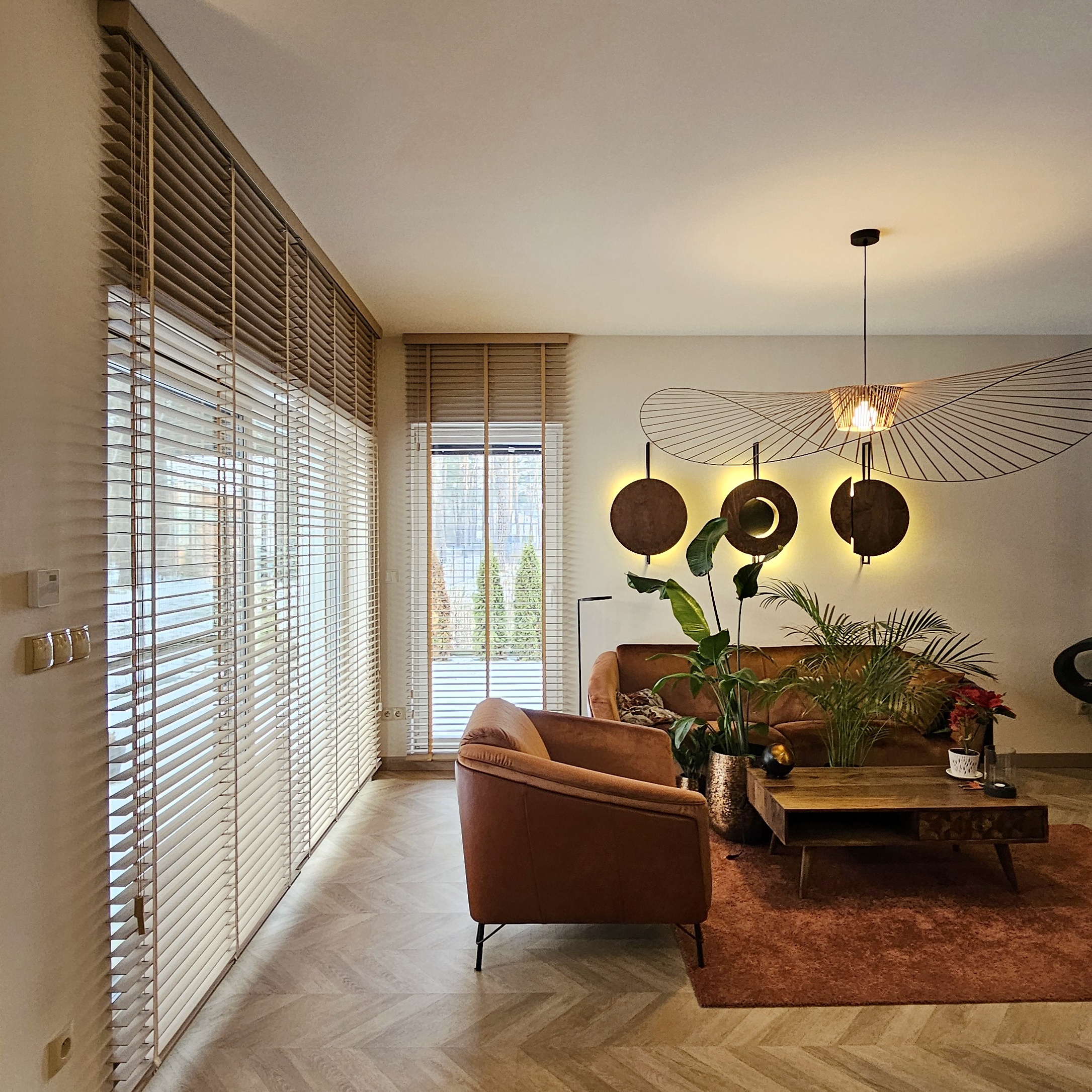 Dekoracje okienne dopasowane do wnętrz