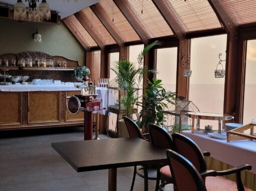 żaluzja na okno dachowe